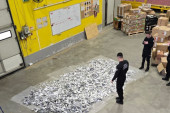 Kuriri kao paravan! Carinici zaplenili više od milion tableta (FOTO)