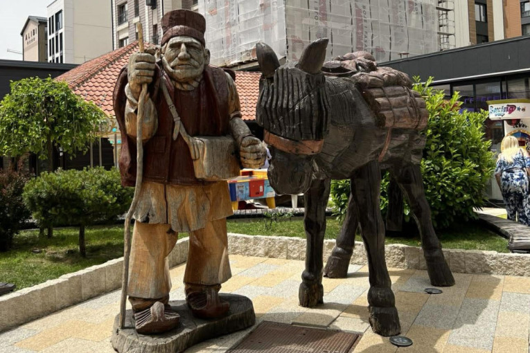 Sve više dece u dragačevskim selima: Pozitivna demografska slika stiže iz Lučana, u goste kod meštana stigla resorna ministarka (FOTO)