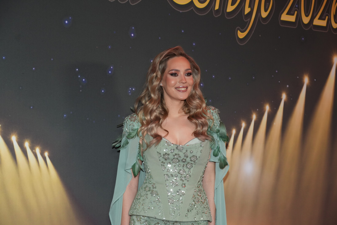 Ćerka pokojnog Željka Rutovića blistala na crvenom tepihu: Večeras je imala i važan zadatak! (FOTO)