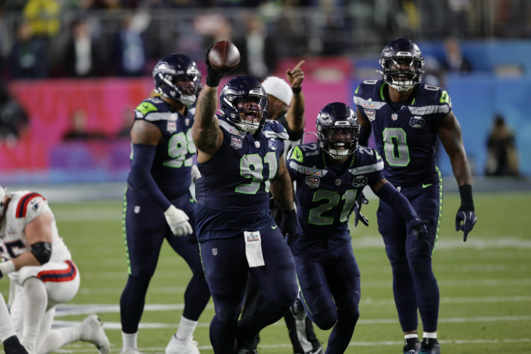 Odbranom do Superbola: Sijetl Sihoksi pregazili Nju Ingland!