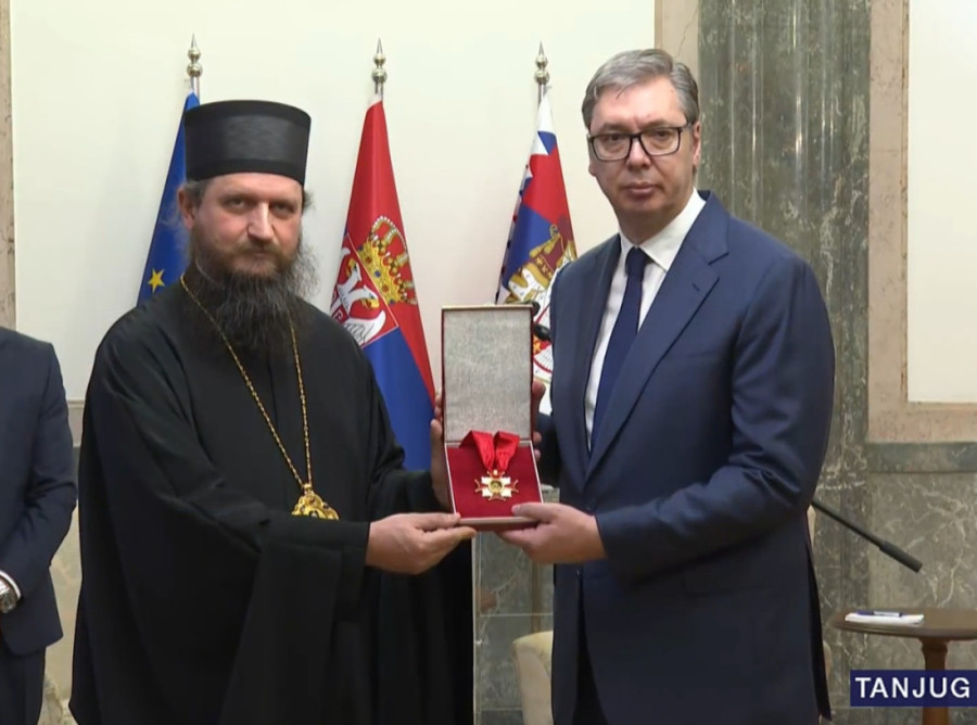 Vučić sa proizvođačima vina, jakih pića: Iznosi subvencija će se povećavati - 20 miliona bespovratno i još 20 po niskim kamatama (VIDEO)