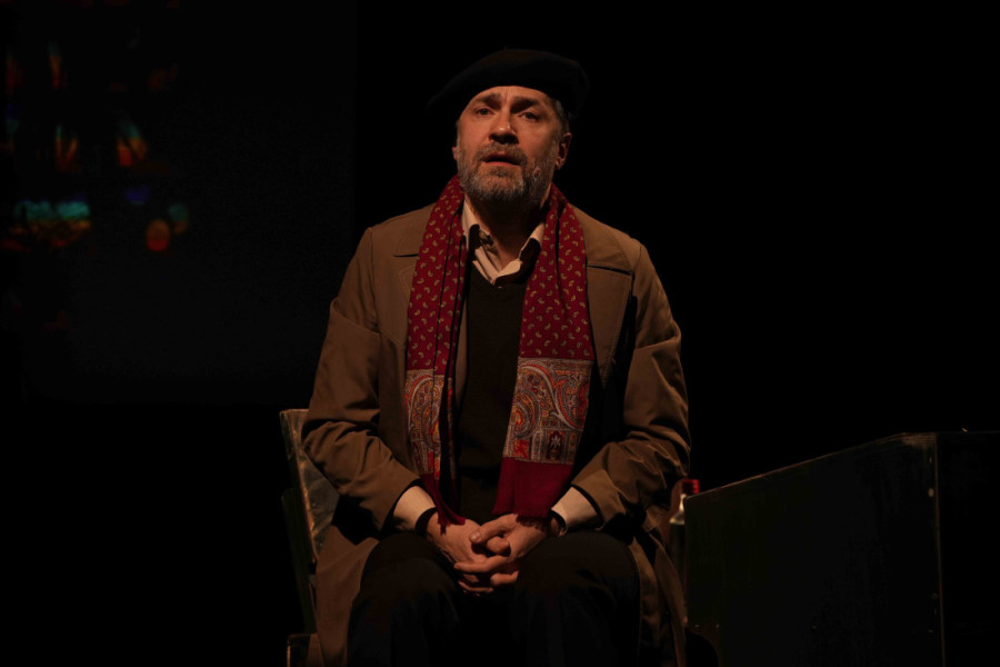 Kad Ćopić rasplače sa scene – Devedeset minuta glumačke bravure Nebojše Milovanovića