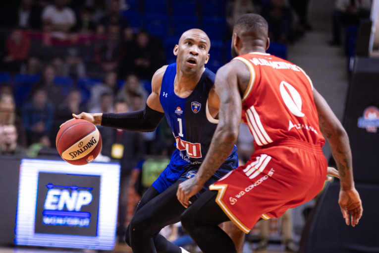 Zvezdin brejk u Morači! Budućnost bez rešenja za Izundua!