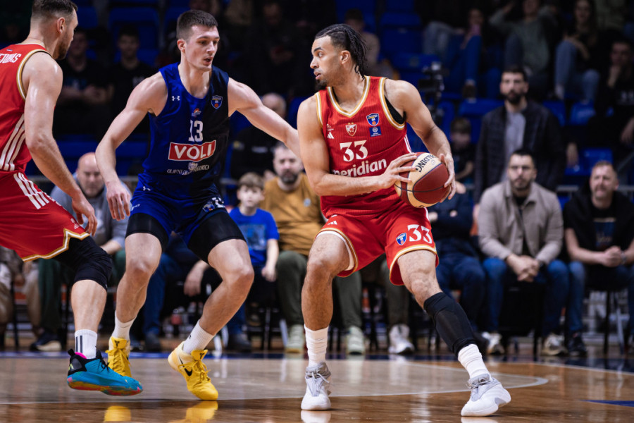 Zvezdin brejk u Morači! Budućnost bez rešenja za Izundua!