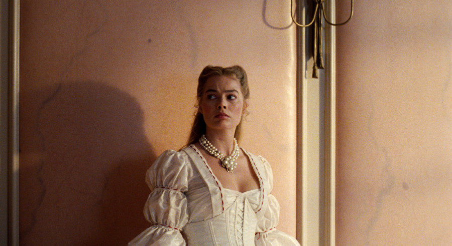 Zidovi u "Orkanskim visovima" kriju jezivu tajnu: Šokiraće vas od kog dela tela Margo Robi su napravljeni (FOTO/VIDEO)