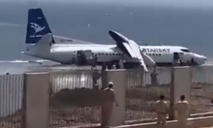 Avion se srušio neposredno nakon poletanja: Pao u more, pukim čudom svi preživeli (VIDEO)