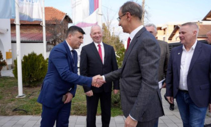 Premijer Macut na sastanku sa sekretarom MUP: "Pronađi me" kao ključni mehanizam brzog reagovanja