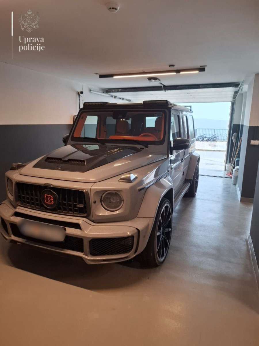 Policijska ofanziva na Zvicerovu imovinu: Oduzet luksuzni auto vredan 500.000 evra, na terenu čak sto policajaca (FOTO/VIDEO)