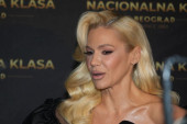 Hit cenovnik Nataše Bekvalac! Sestra ju je otkucala (FOTO)
