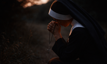 Podignuta optužnica protiv časne sestre: Priznala da je sve lažirala, kamere otkrile šta je radila dan ranije!