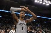 Vembenjama ušao među besmrtne! Ovo što je uradio protiv Lejkersa nije niko u istoriji San Antonija!