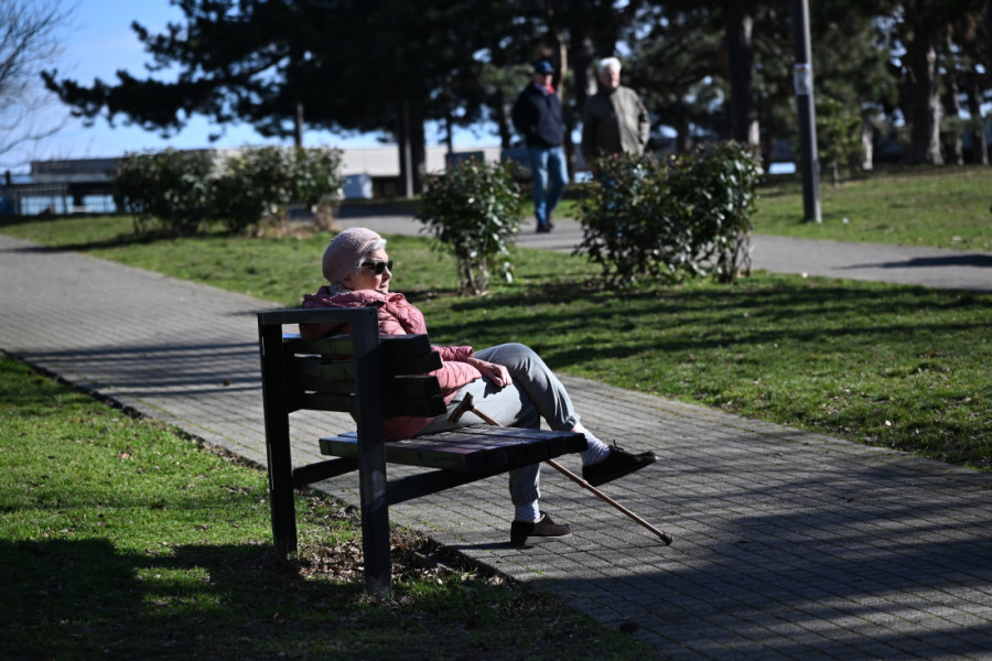 Krećete danas na putovanje? Ovo je stanje na putevima, evo gde se najviše čeka na granicama