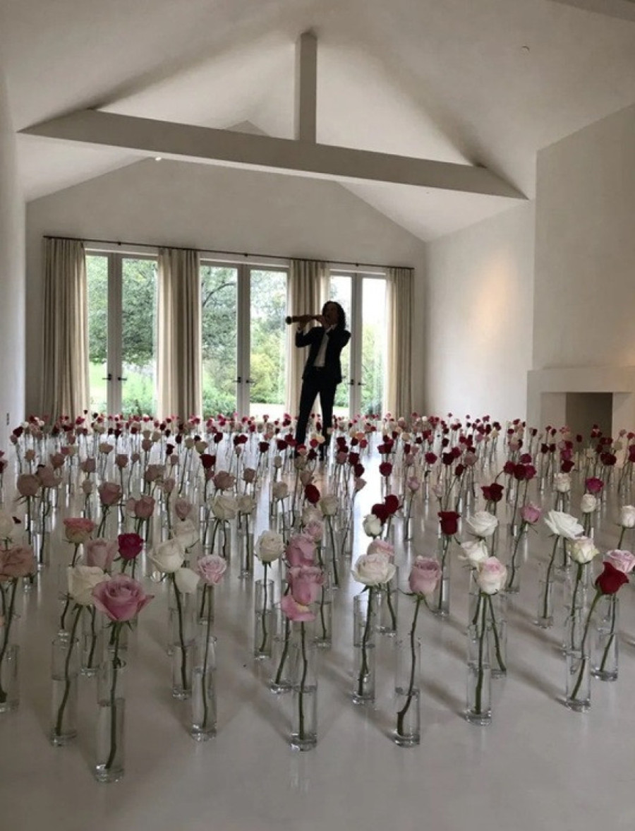 Kad Dan zaljubljenih vredi milione: Ovo su neki od najskupljih i najzapaženijih poklona svetskih faca!