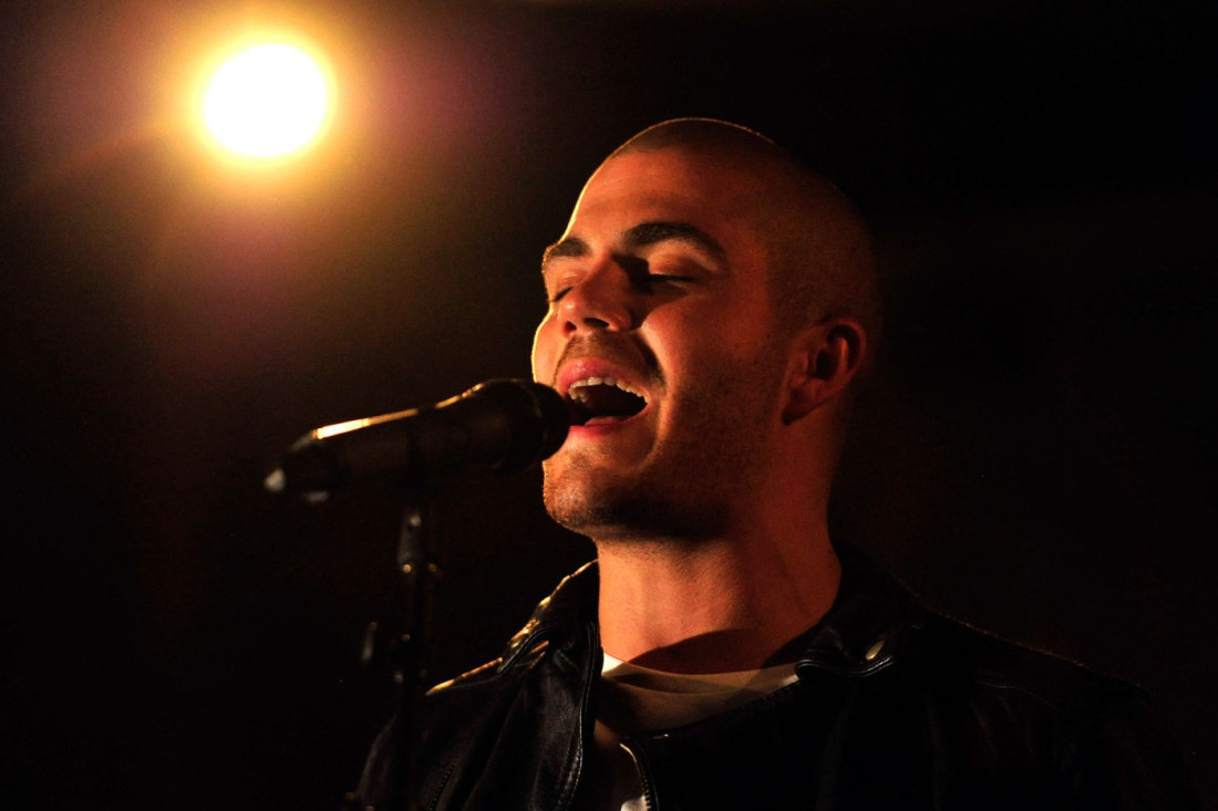 Pevač hitno prevezen u bolnicu: Isplivali detalji drame! (FOTO)