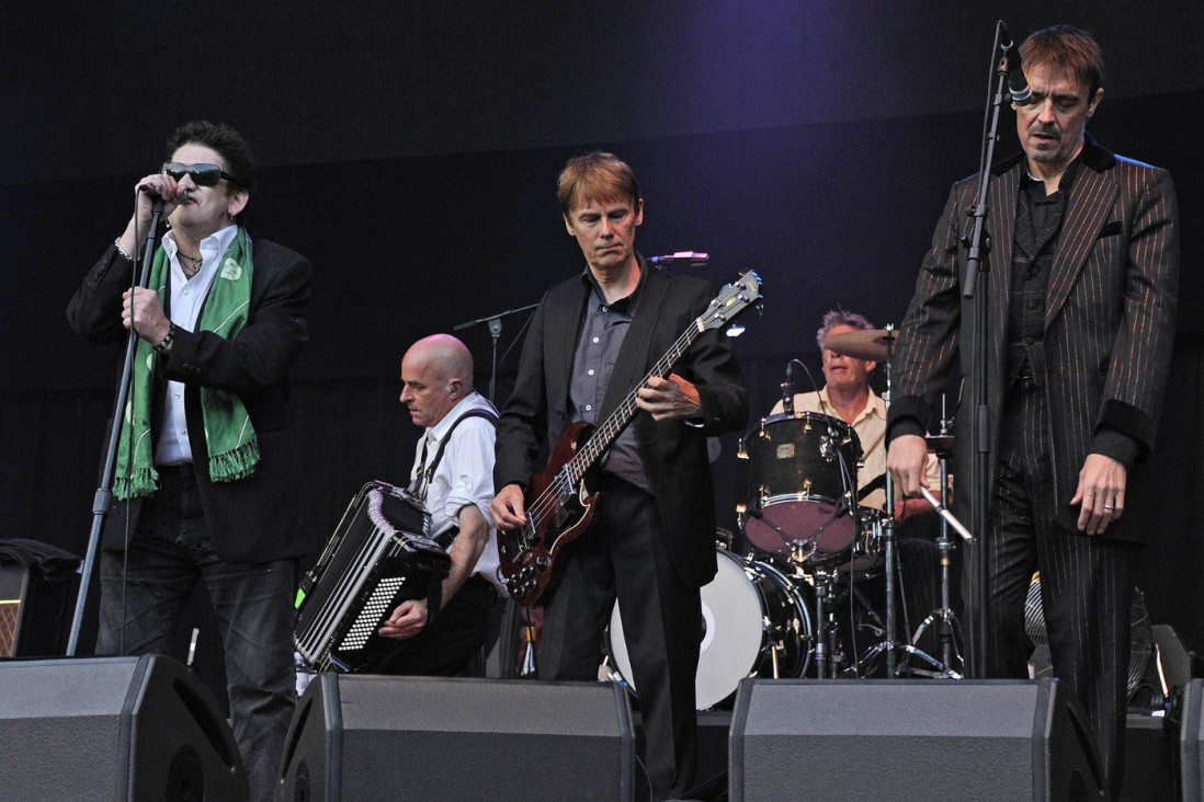 Preminuo bubnjar grupe "The Pogues": Prijatelju, hvala ti za sve (FOTO)