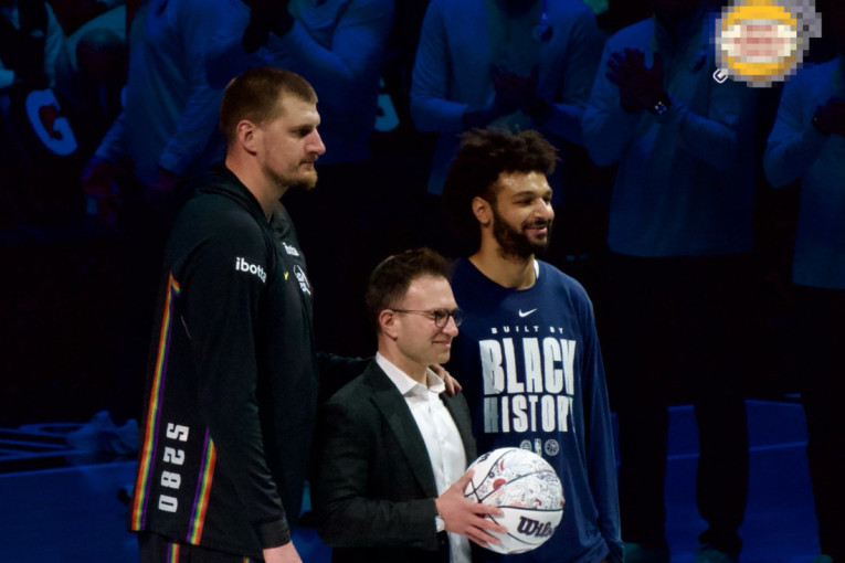 Smorio se kao nikad: Jokić želeo da "pobegne" sa terena! (VIDEO)