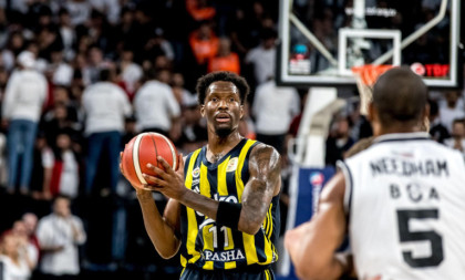 Evroligaška bomba: Hejs-Dejvis potpisao ugovor vredan 10.000.000 evra! (VIDEO)