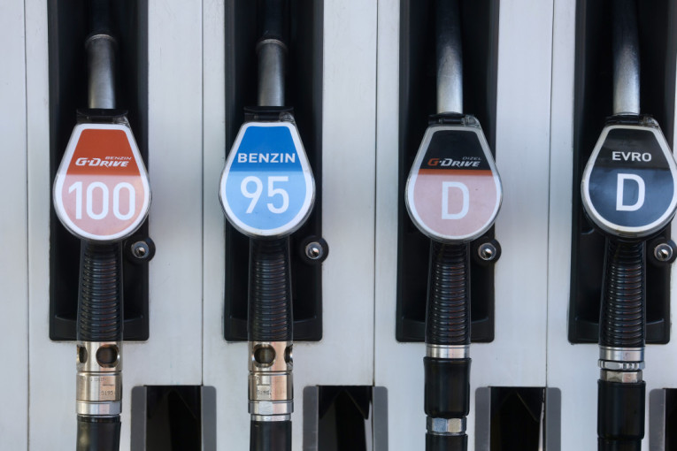 Dobre vesti za vozače: NIS pumpe stabilno snabdevene, građani sve više plaćaju IPS-om!