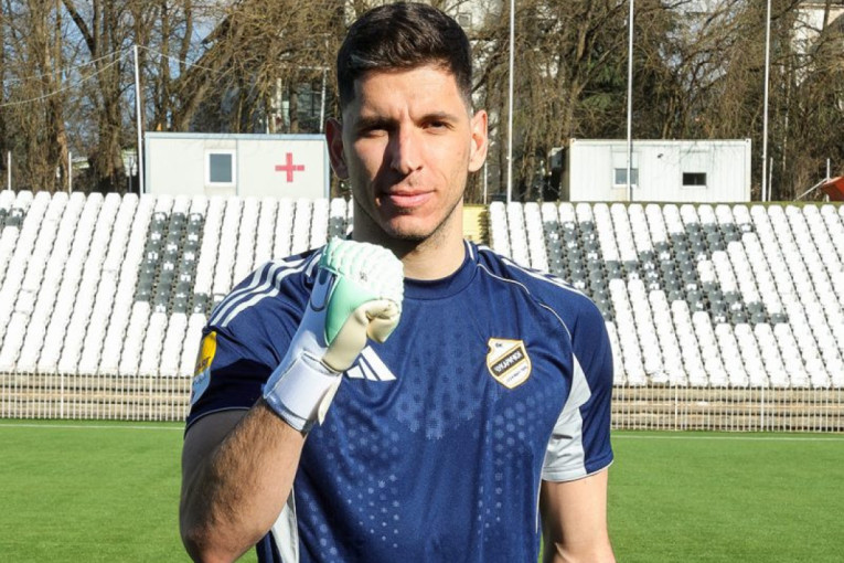 Novi golman stigao u Čukarički: Stasavao u Zvezdi i Partizanu, a branio je i za A reprezentaciju Srbije