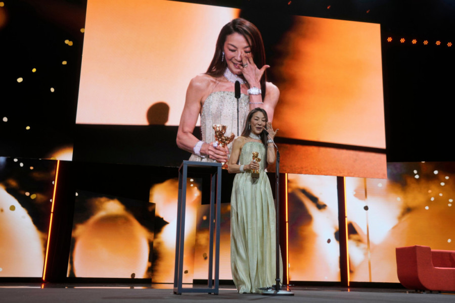 Suze Mišel Jeo, crveni tepih pod kišom i snažna poruka Vima Vendersa: Otvoren Berlinski filmski festival (FOTO)