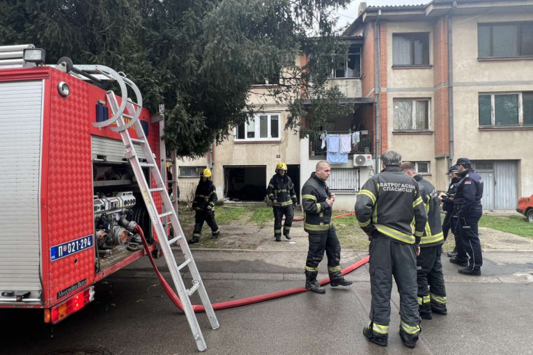 Zgrada pretvorena u garež: Prve fotografije strašnih scena iz Koteža!