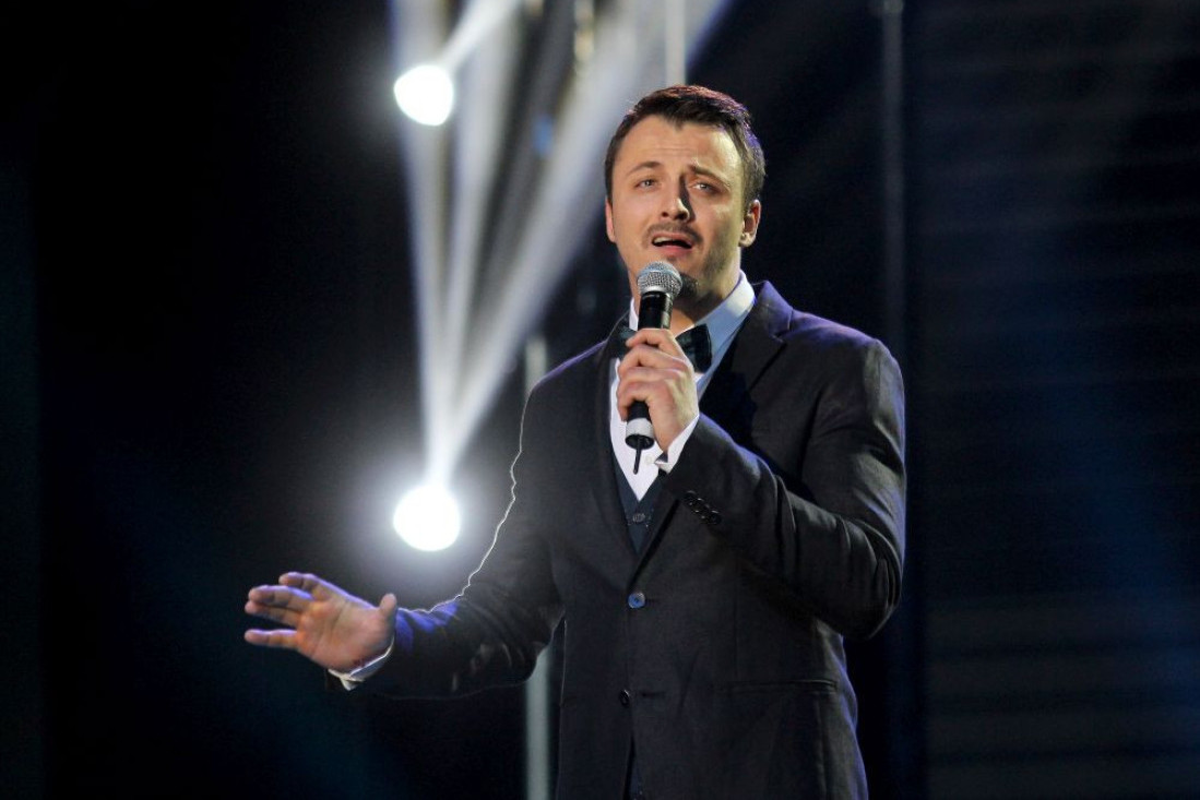 Daniel Kajmakoski se vratio na mesto gde je otet: Fanovima priredio šou za pamćenje!