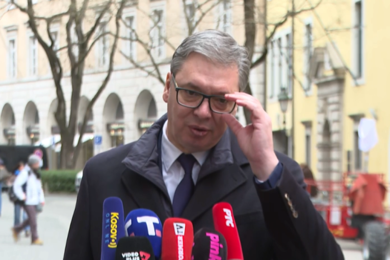 Predsedniku važno da Srbija sačuva mir: Ako su hteli da nas zabrinu, uspeli su
