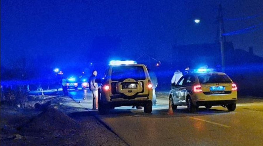 Horor u Kragujevcu: Ćerka sekirom nasrnula na majku, pa u krvavoj spavaćici šetala ulicama!