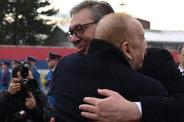 Hvala vam, dragi prijatelju, na poseti; Vučić ispratio Alijeva