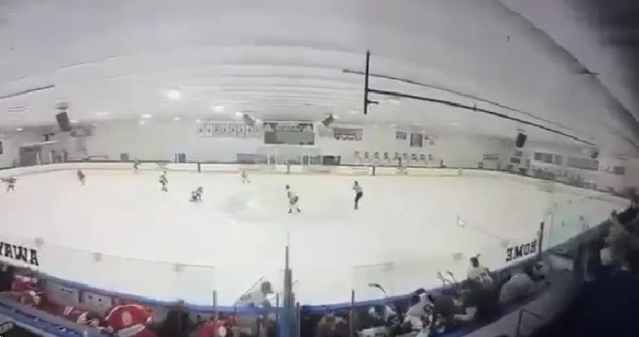 Šokantno ubistvo pedofila na plaži: Grupa tinejdžera kamenovala muškarca do smrti (VIDEO)