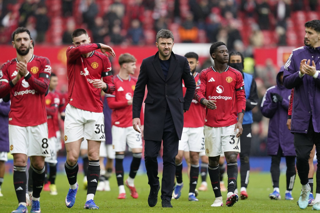 Ovaj čovek je neuništiv! Megvajera samo potpis deli od novog ugovora sa Mančesterom!