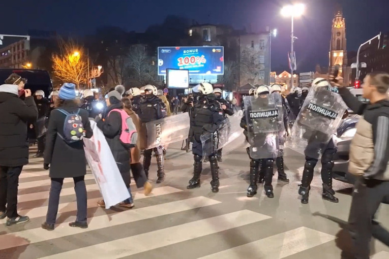 Tužilaštvo o nasilju ispred SNP-a: Policija dobila nalog, pišu se krivične prijave