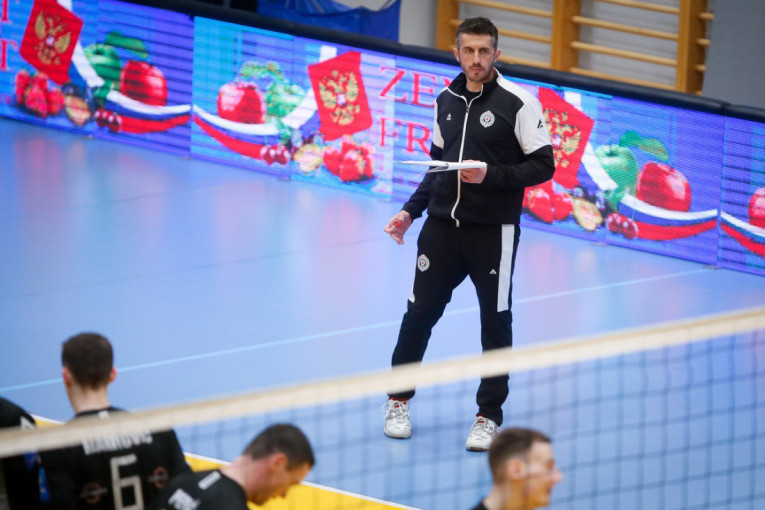 Oglasio se i trener odbojkašica Partizana: Duboko žalim...