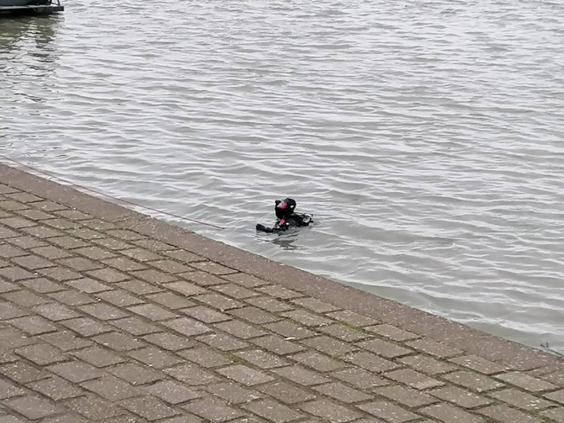 Počinje akcija kod Ade Huje: Dovezen kran, kreće izvlačenje vozila (FOTO/VIDEO)