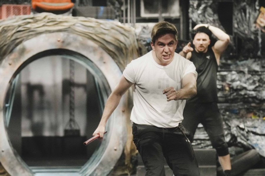 Andrija Milošević je novi "Kralj Ibi": Zakoračite u Haos u Beogradskom dramskom pozorištu (FOTO)