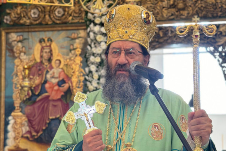 Tragedija za dlaku izbegnuta: Dečak (13) hitno primljen na hirurgiju posle udesa kod Rumenke!