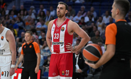 Milutinov opet povređen! Olimpijakosu velika briga pred finale Kupa Grčke!