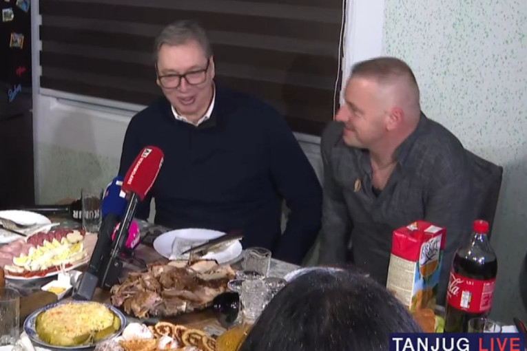 Vučić u poseti Zaječarskom i Borskom okrugu: Predsednik u selu Gornjane (VIDEO)