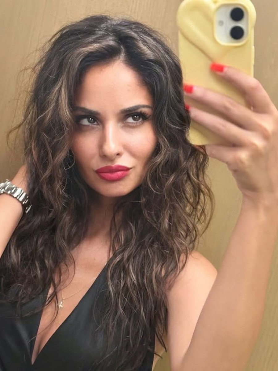 "Svaka žena zaslužuje bogataša" Seksi Sandra o muškarcima i prevari: "Ljupka Stević bi bila mala beba za mene!"