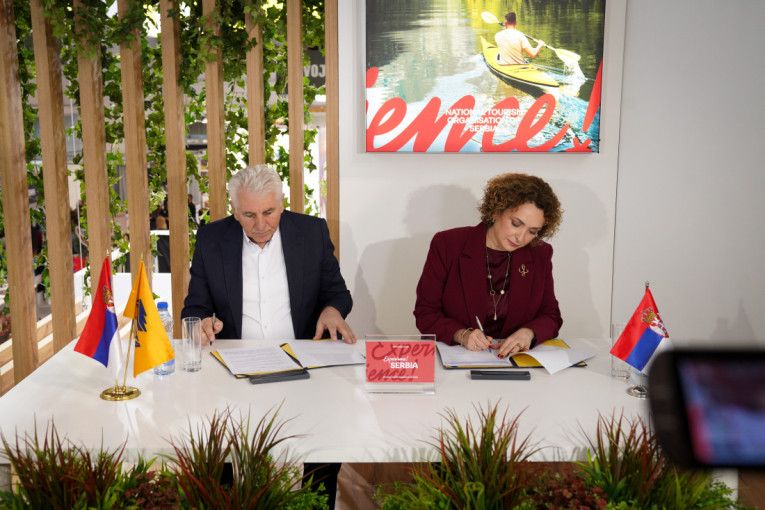 Razglednice se vraćaju na velika vrata: Srbija šalje najlepšu sliku u svet