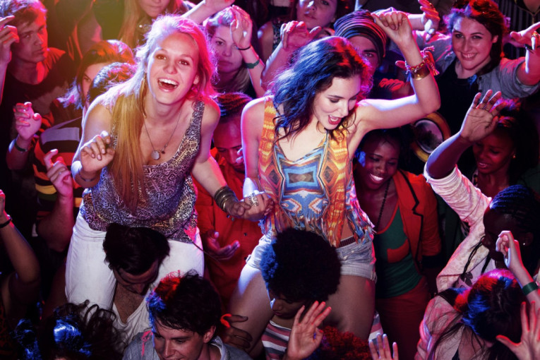 Dao lošu recenziju na Airbnb-u, domaćin poslao snimak ženi i razneo mu brak!