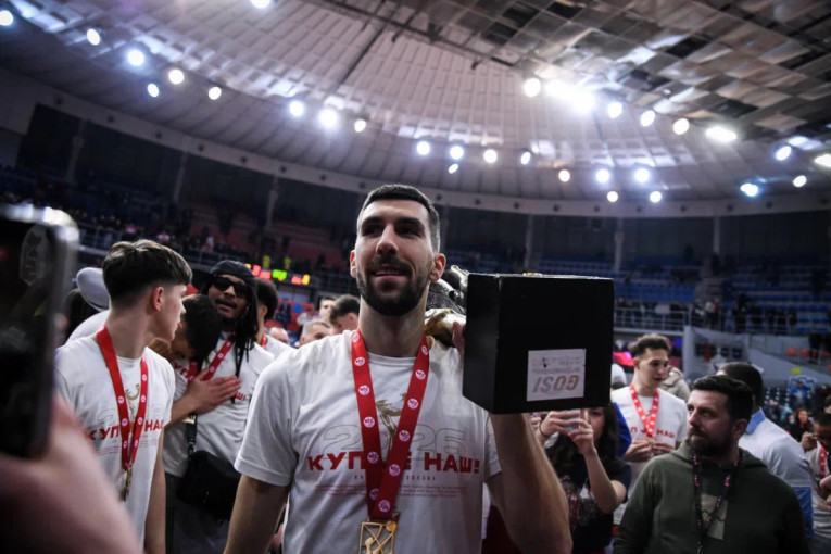 Dobrić dobro pamti svaki trofej u Zvezdi: Brojim, brojim... Ovaj ima poseban značaj!