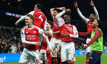 Arsenal se iskalio na Totenhemu! Pevci kompletno očerupani na debiju Tudora! (VIDEO)