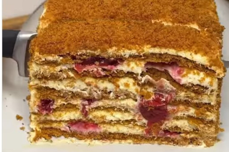 Recept dana: Oblanda sa keksom i džemom je brza poslastica, koja će bogatim ukusom oduševiti svakog ko je proba