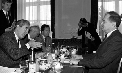 Preminuo Vladislav Jovanović, nekadašnji diplomata i ambasador SFRJ