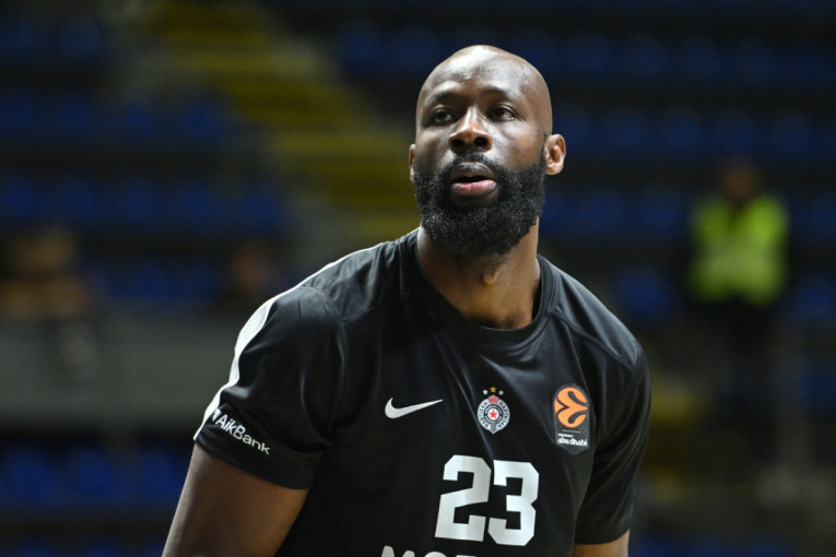 Džekiri optimističan pred Fener: Idemo da se borimo i igramo bolju košarku!