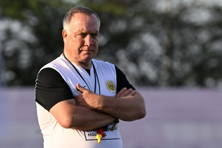 Ispisao istoriju, pa podneo ostavku: Dik Advokat neće voditi Kurosao na Mundijalu!