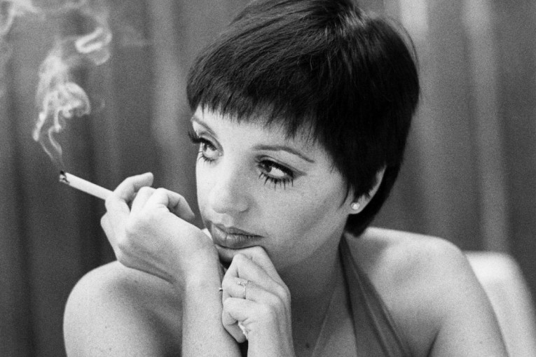 O ljubavnicima, Holivudu, slavnoj majci, skandalima i leku koji je skoro ubio: Lajza Mineli objavila memoare