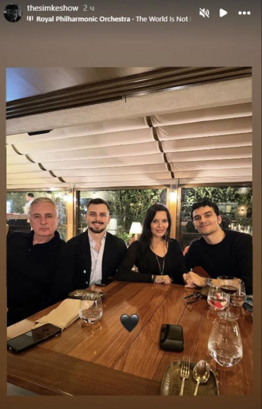 Elena Karaman u društvu Andrije Draškovića! Imali su lep povod za okupljanje (FOTO)