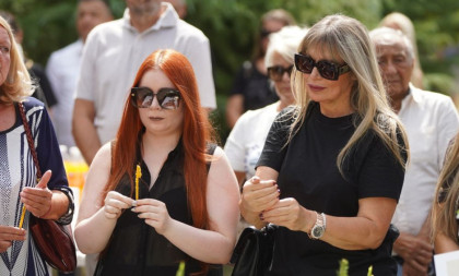 "Bio je najbolji tata na svetu..." Ćerka Saše Popovića prvi put pred kamerama o pokojnom ocu